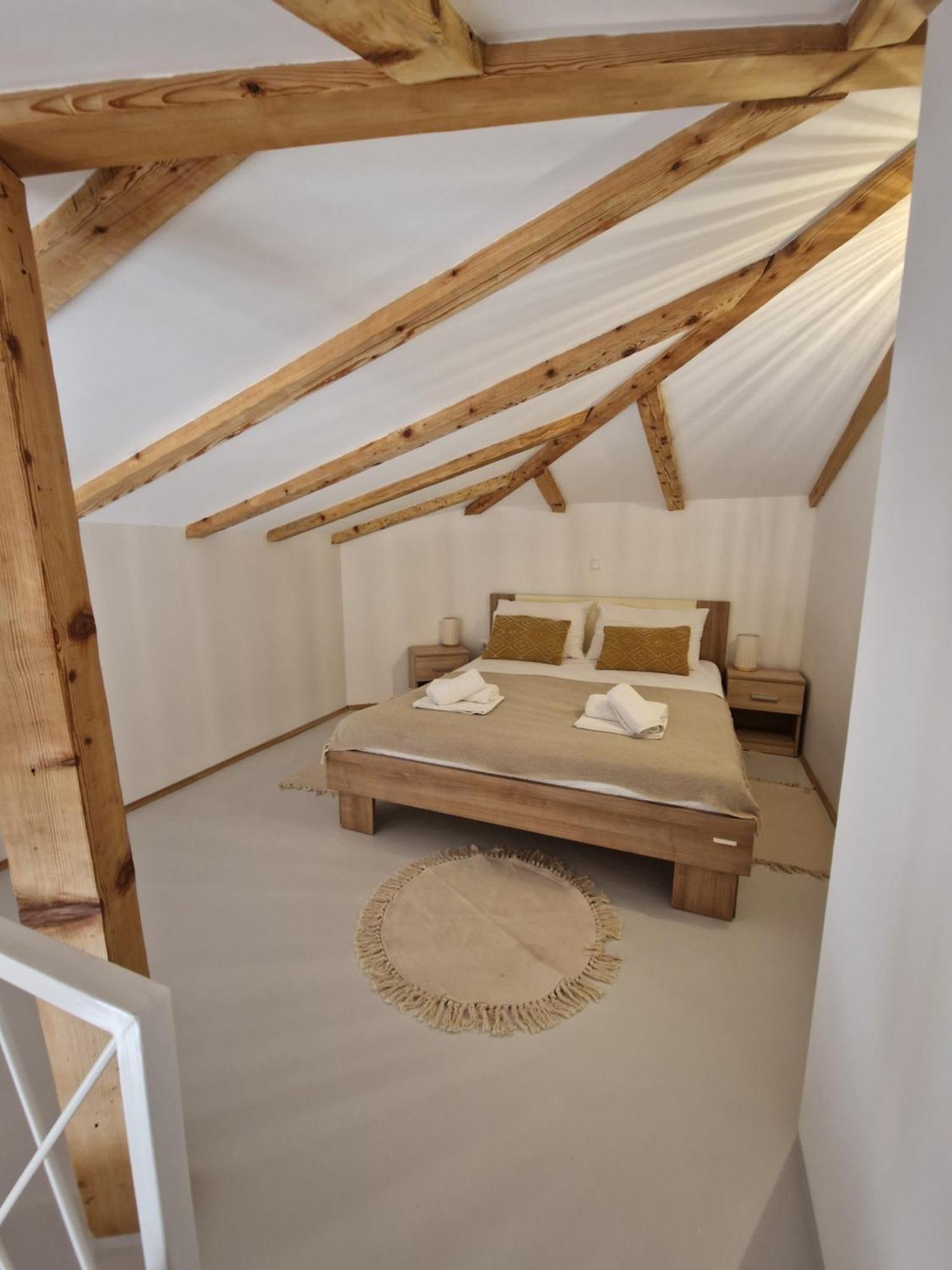 Apartmani Vukusic Promajna Buitenkant foto