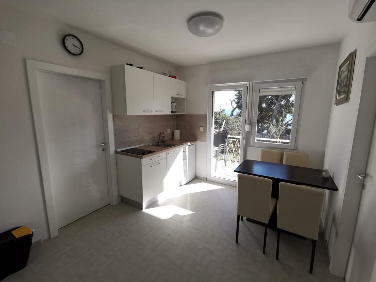 Apartmani Vukusic Promajna Buitenkant foto